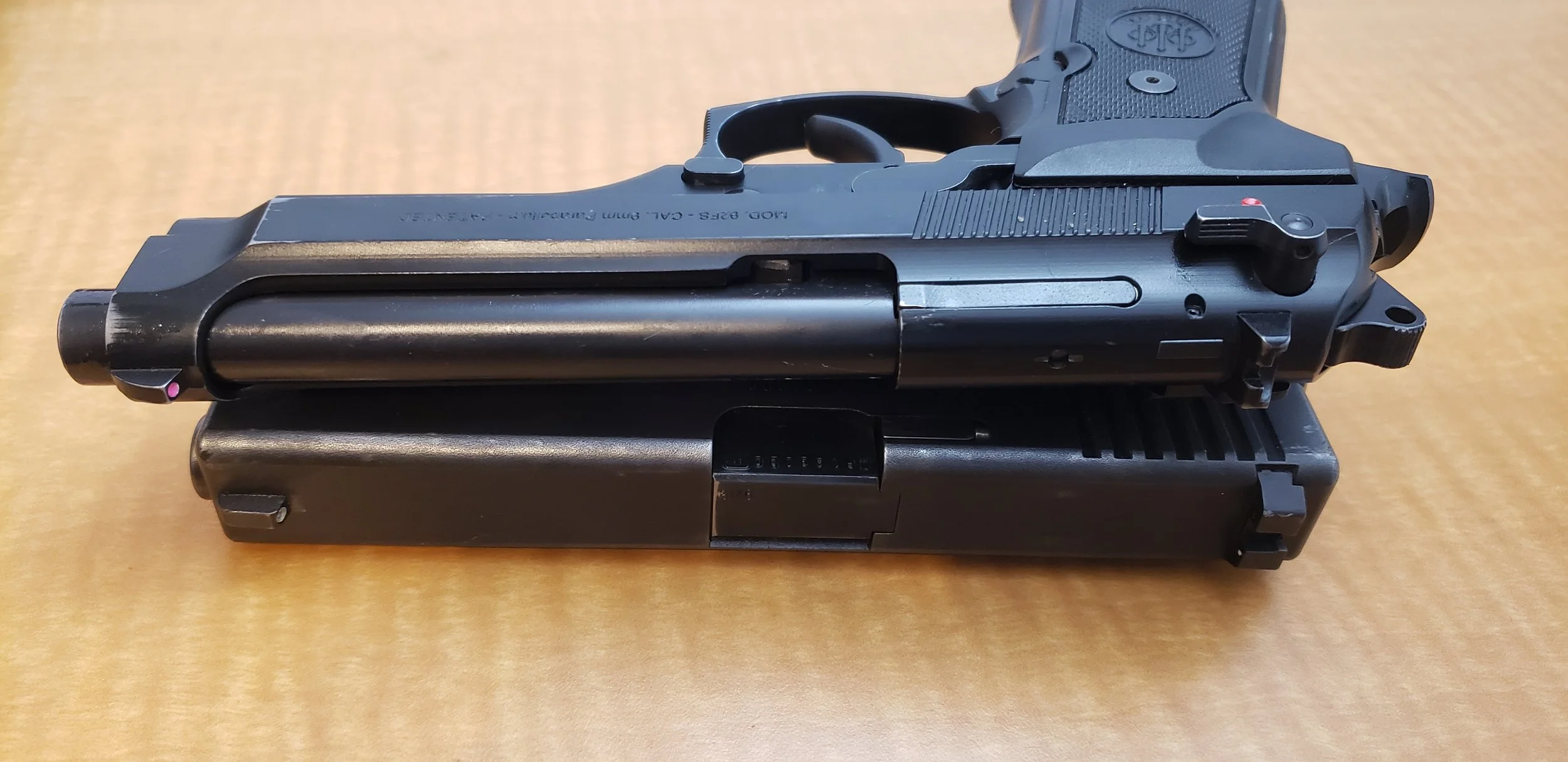 Glock 17 vs Beretta 92FS | AdaptiveComTac.com